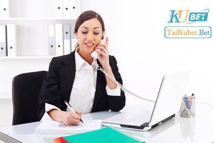 Xóc đĩa Kubet 4 Liên hệ với CSKH khi gặp vấn đề